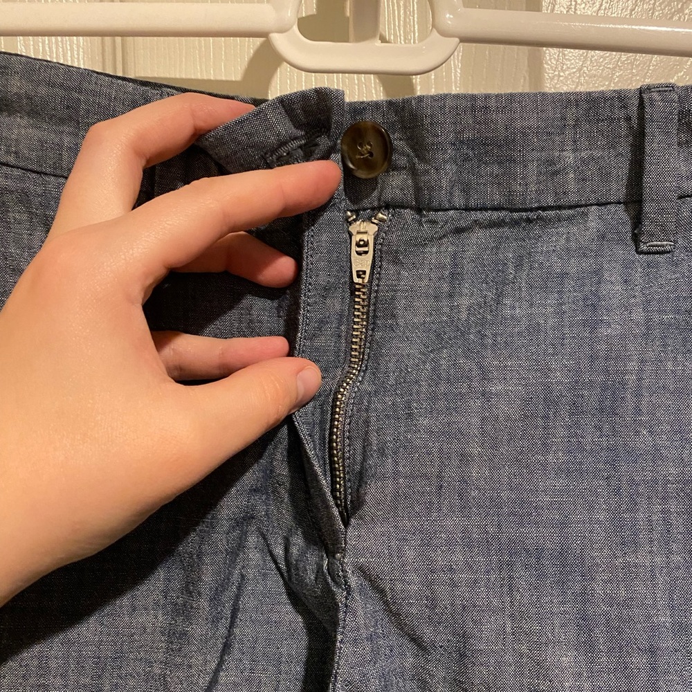 GAP shorts - Picture 5 of 11